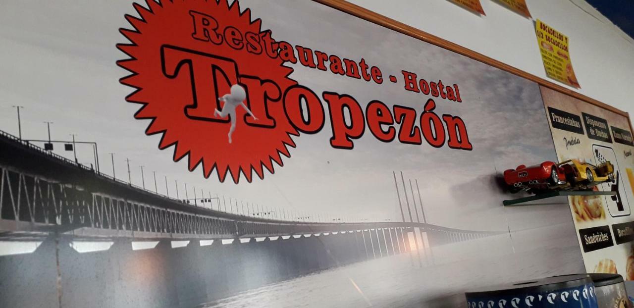 Hostal El Tropezon Matallana de Valmadrigal Екстериор снимка