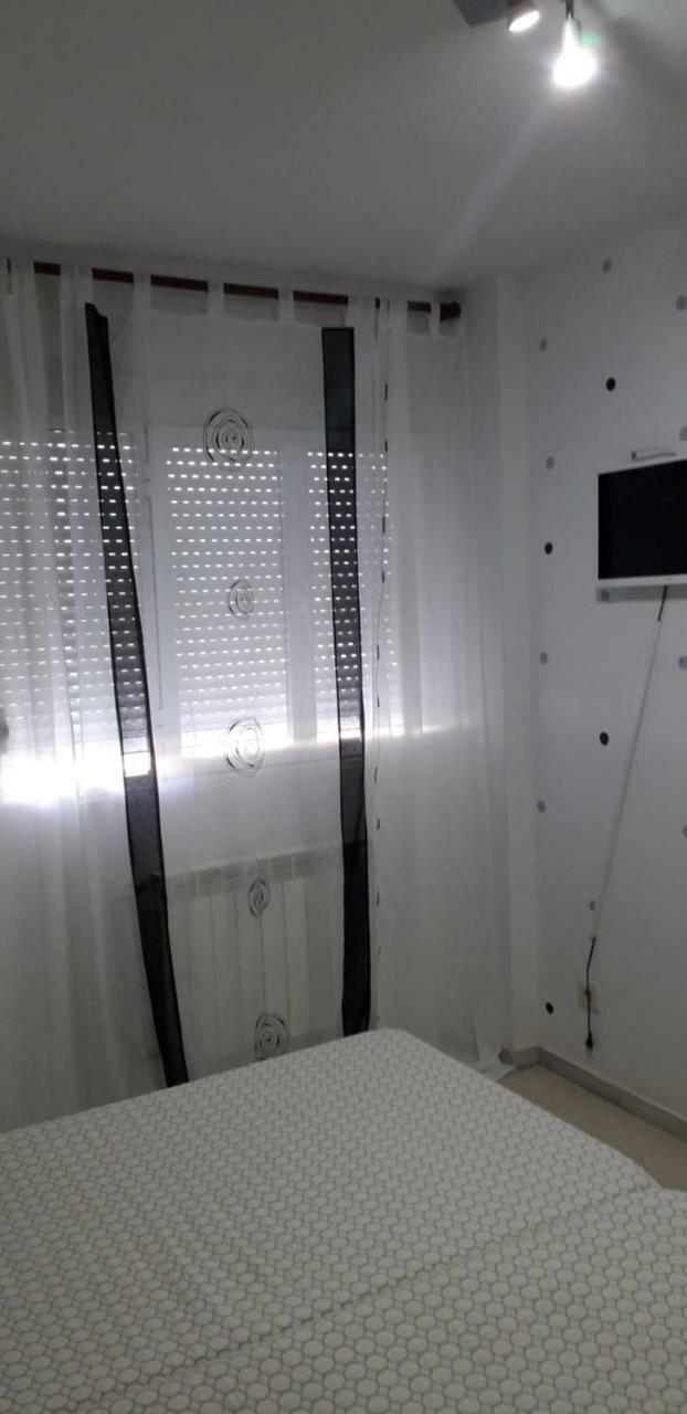 Hostal El Tropezon Matallana de Valmadrigal Екстериор снимка